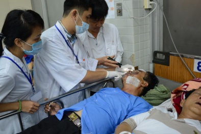 Thầy giáo tạt axit 4 cán bộ giáo viên do mâu thuẫn cá nhân